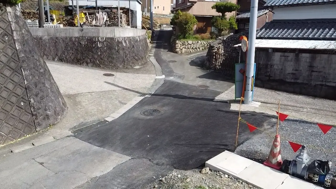 令和4年度　国道260号道路改良工事に伴う水道管仮設工事及び下水道マンホールポンプ設置工事