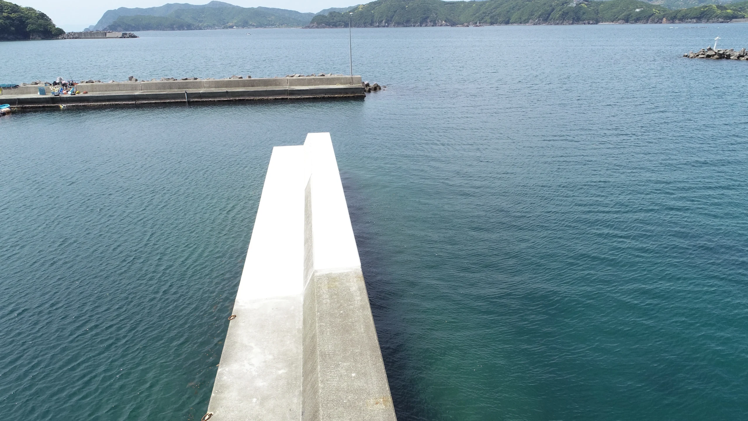 令和4年度　三重県地区(宿田曽漁港)水産物供給基盤機能保全事業突堤その2工事